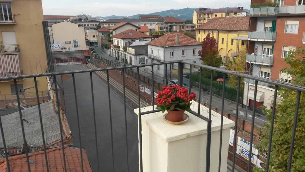 Appartamenti Via Toti 1 Alba  Bilik gambar